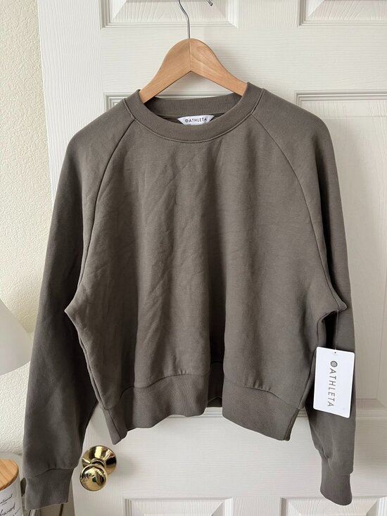 Athleta Tops - Athleta Easy Fleece Crew Sweatshirt Clay NWT M Plush Soft Oversized